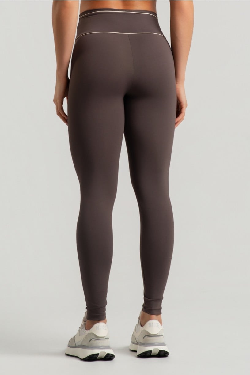 Conjunto Marrom com Detalhes em Vivo no Cós (Legging+Top)