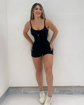 Macacão Preto Alcinha Curto