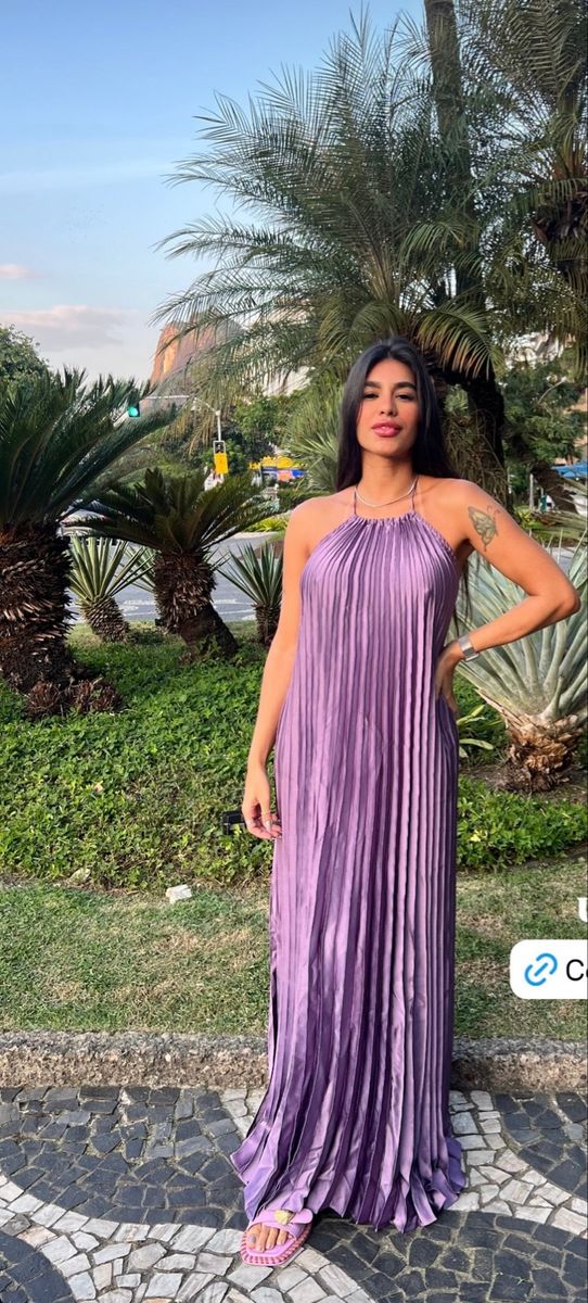 Vestido Longo Plissado Roxo